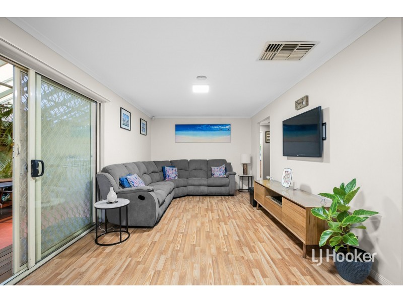 2 Graf Way, Point Cook VIC 3030