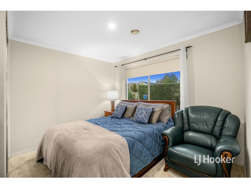 2 Graf Way, Point Cook VIC 3030