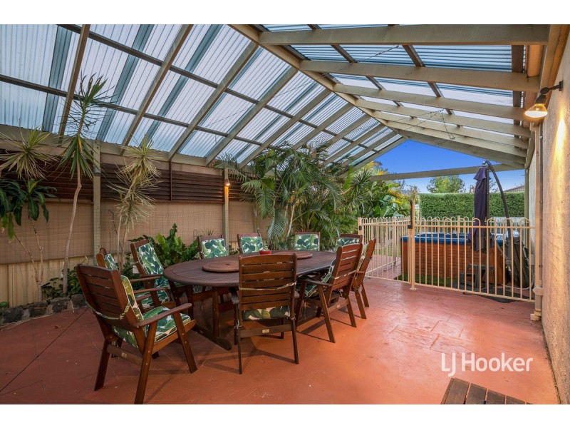 2 Graf Way, Point Cook VIC 3030