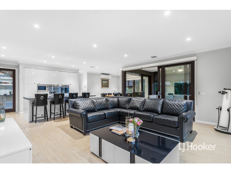 170 Tom Roberts Parade, Point Cook VIC 3030