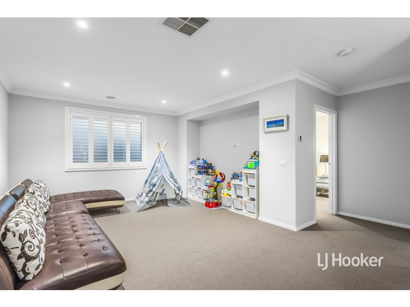 170 Tom Roberts Parade, Point Cook VIC 3030