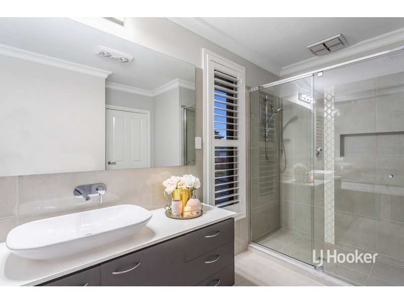 170 Tom Roberts Parade, Point Cook VIC 3030