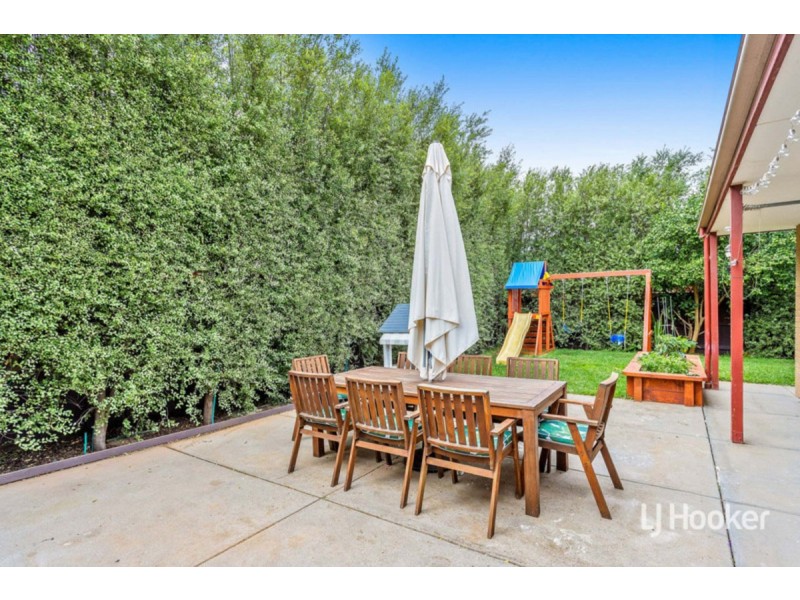 16 Fleming Avenue., Seabrook VIC 3028