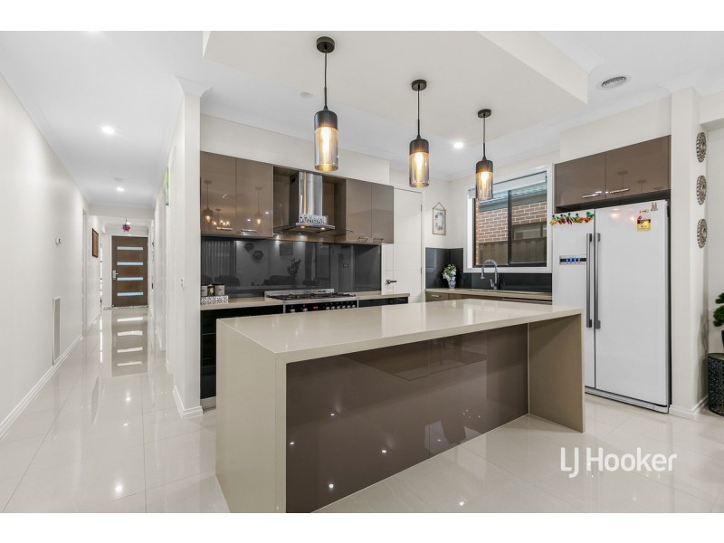 3 Hillcrest Parade, Tarneit VIC 3029