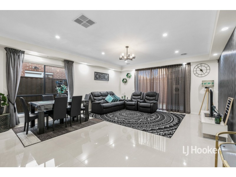 3 Hillcrest Parade, Tarneit VIC 3029