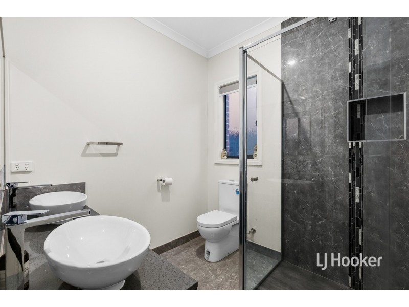 3 Hillcrest Parade, Tarneit VIC 3029