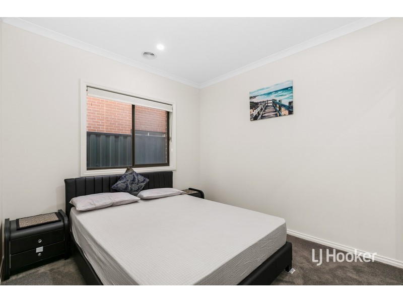 3 Hillcrest Parade, Tarneit VIC 3029