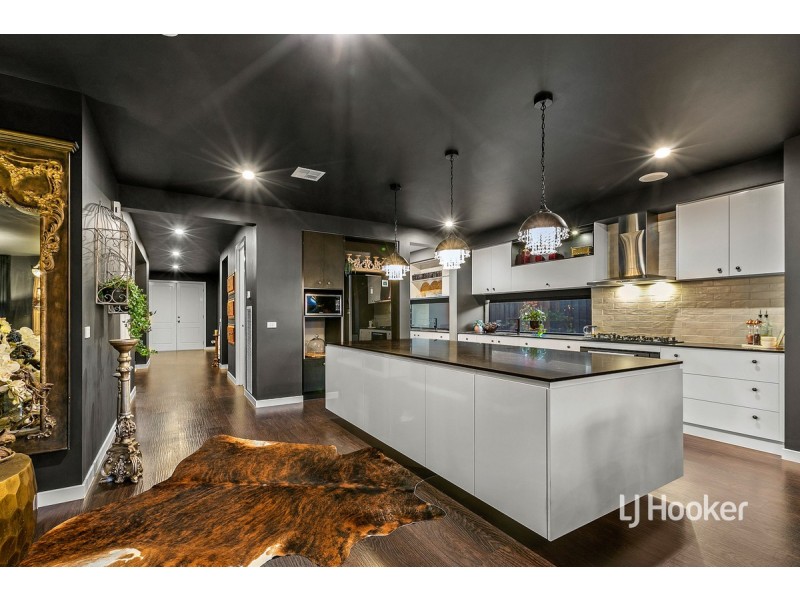 17 Hounslow Drive, Wyndham Vale VIC 3024