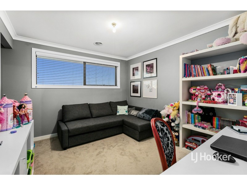17 Hounslow Drive, Wyndham Vale VIC 3024