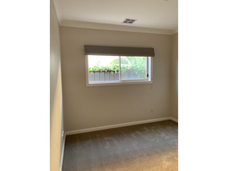 10 Cordner Way, Point Cook VIC 3030