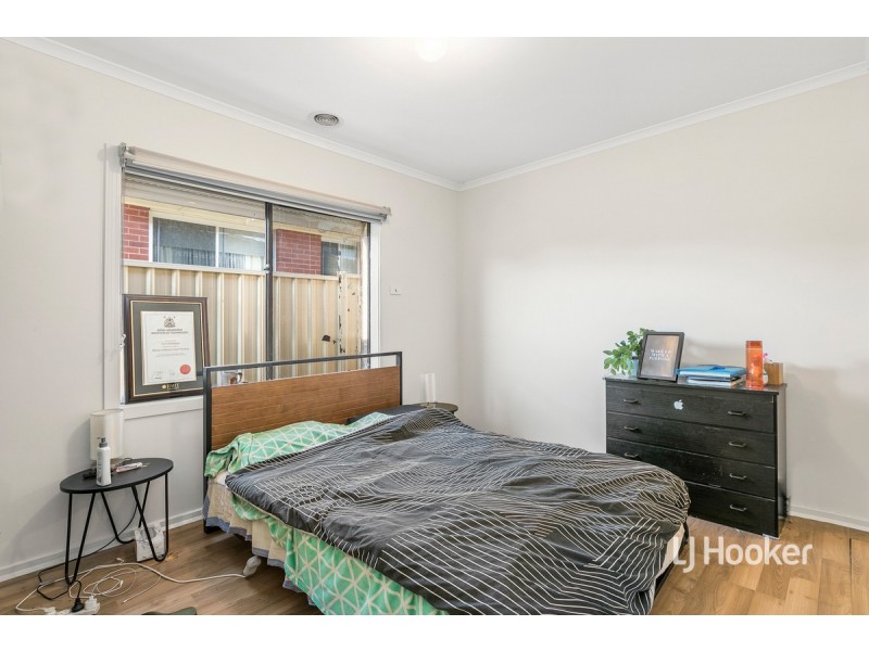 1/22 Golden Avenue, Werribee VIC 3030