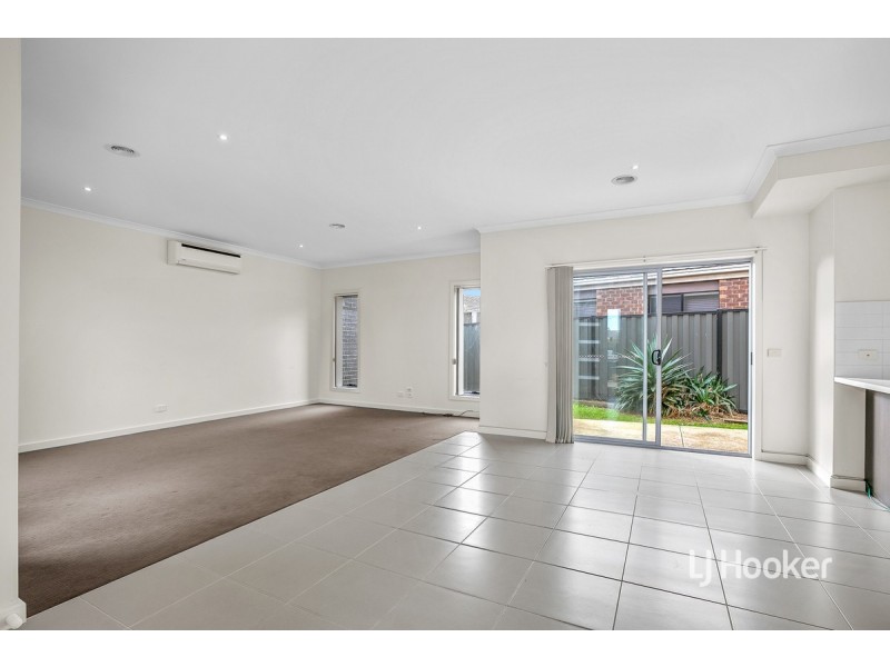 1/9 Duchess Court, Point Cook VIC 3030