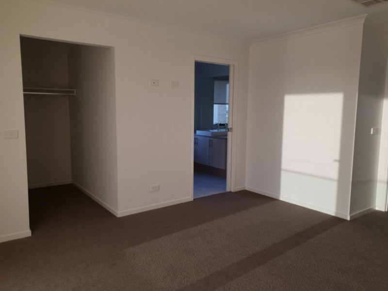 17 Abbots Avenue, Williams Landing VIC 3027