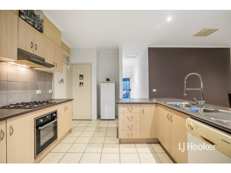 26 Paola Circuit, Point Cook VIC 3030