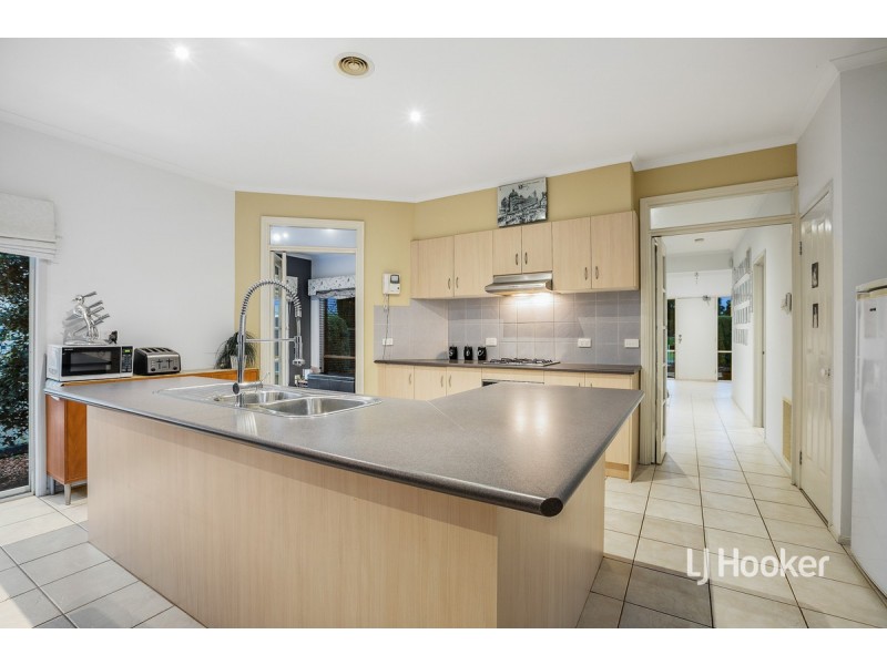 26 Paola Circuit, Point Cook VIC 3030