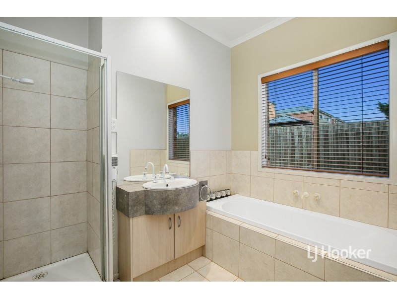 26 Paola Circuit, Point Cook VIC 3030