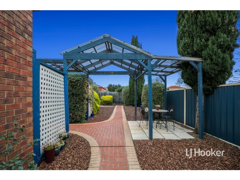 26 Paola Circuit, Point Cook VIC 3030
