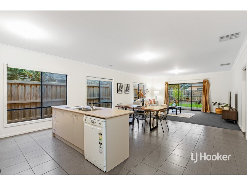 3 Ionian Way, Point Cook VIC 3030