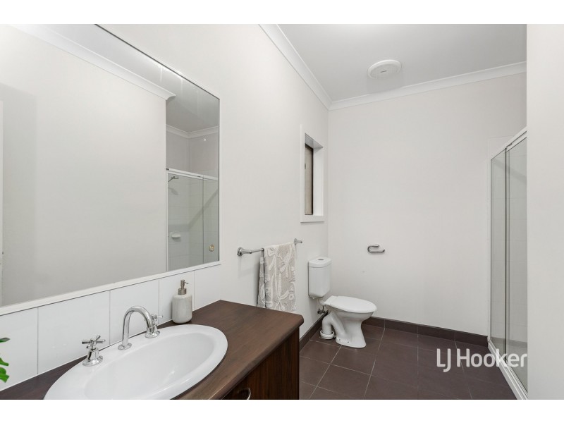 3 Ionian Way, Point Cook VIC 3030