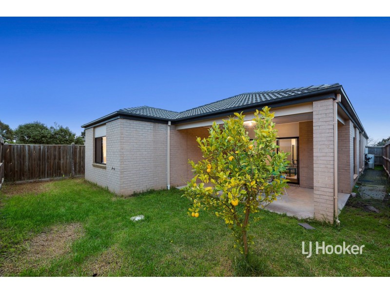 3 Ionian Way, Point Cook VIC 3030