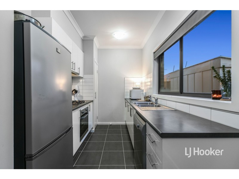 6 Zoe Drive, Wollert VIC 3750