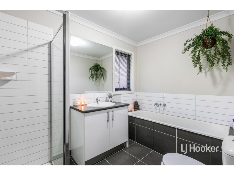 6 Zoe Drive, Wollert VIC 3750