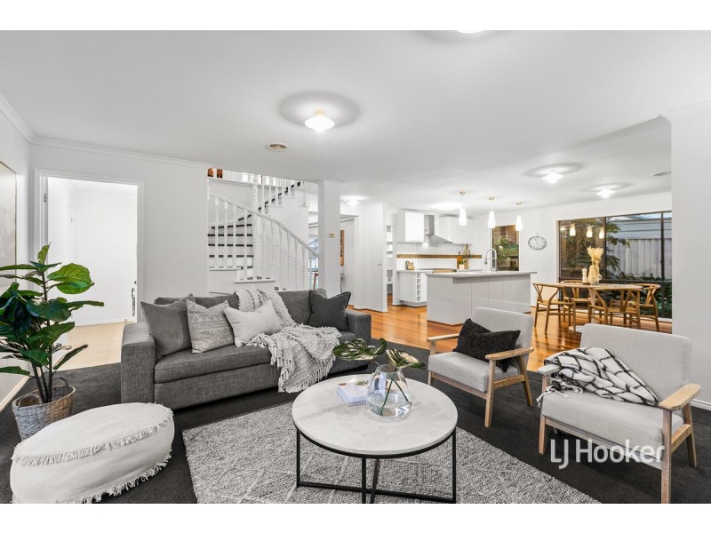 8 Hanna Street, Point Cook VIC 3030