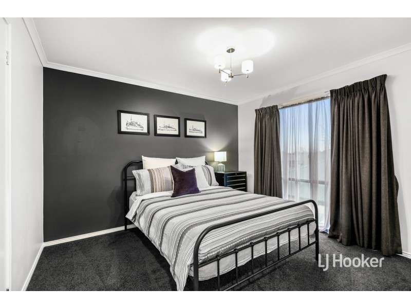 8 Hanna Street, Point Cook VIC 3030