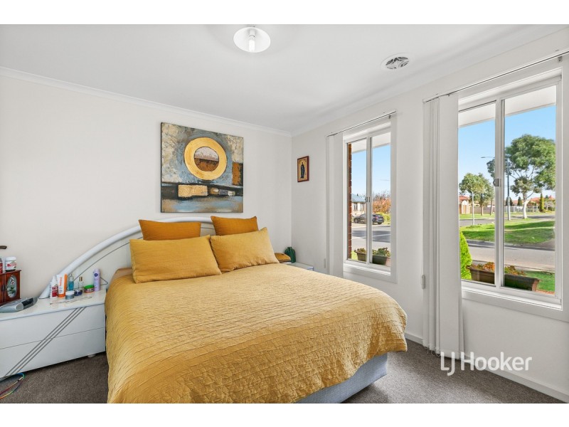 1/2 & 2/2 Cooper Street, Hoppers Crossing VIC 3029