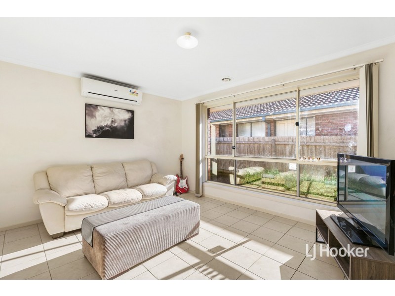 1/2 & 2/2 Cooper Street, Hoppers Crossing VIC 3029