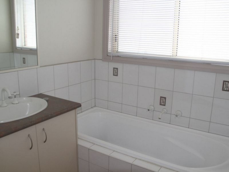 51 Hyde Park Terrace, Point Cook VIC 3030