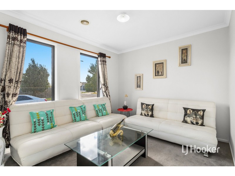 65 James Melrose Drive, Brookfield VIC 3338