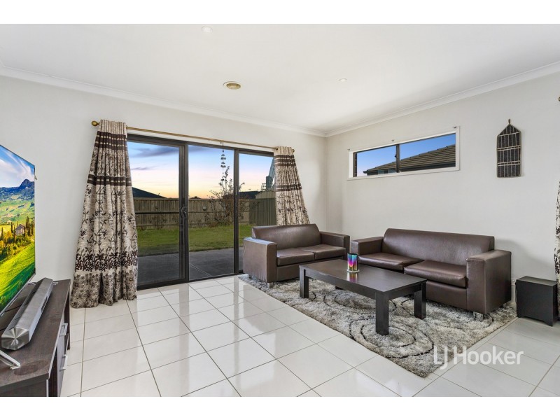 65 James Melrose Drive, Brookfield VIC 3338