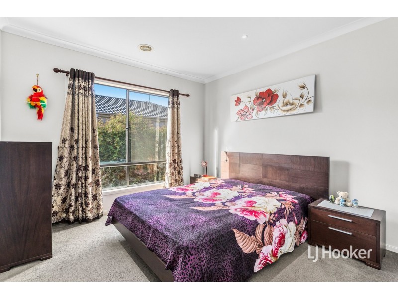 65 James Melrose Drive, Brookfield VIC 3338