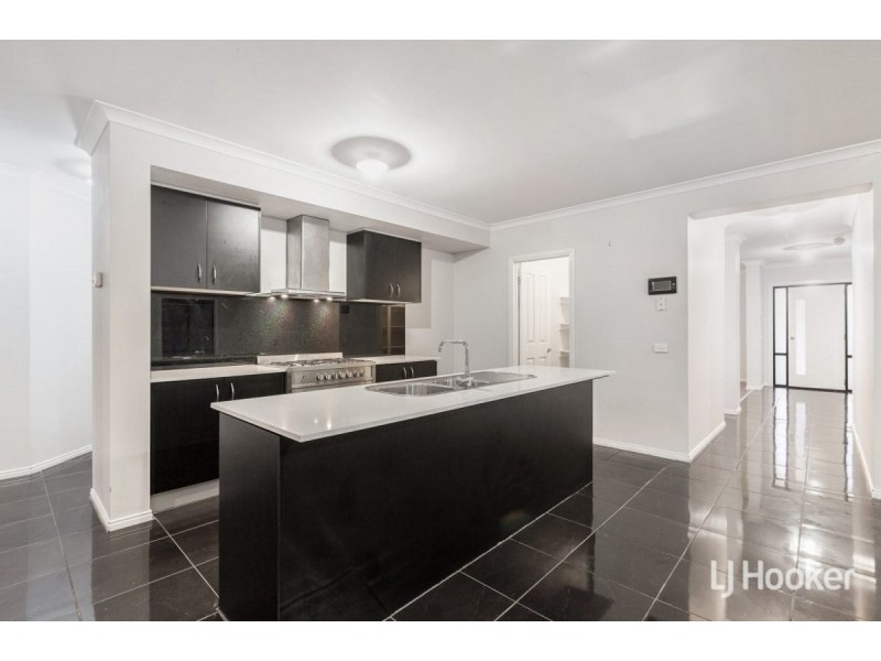 17 Adventure Way, Point Cook VIC 3030