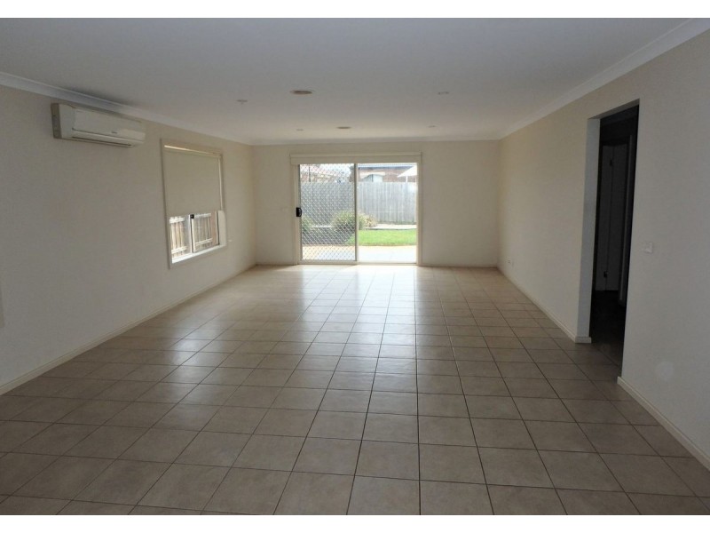 12 Fatham Drive, Wyndham Vale VIC 3024