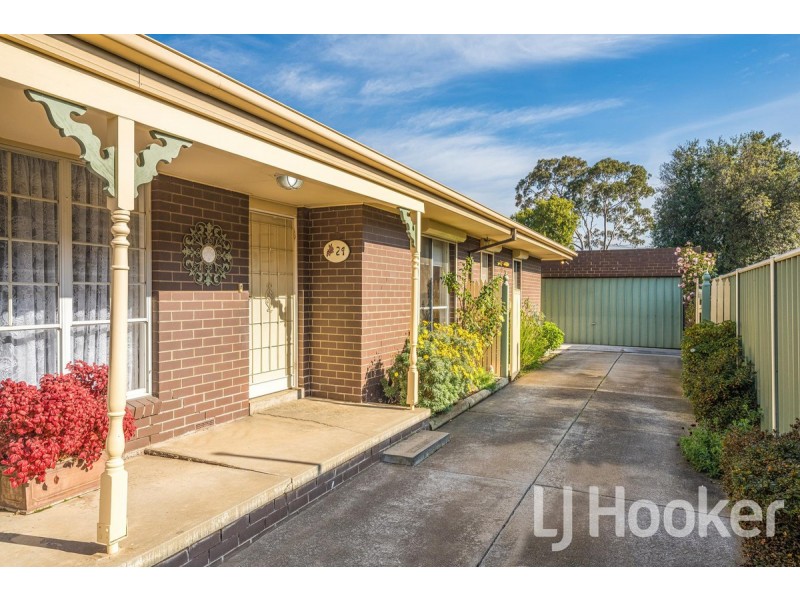 24 Warrenwood Avenue, Hoppers Crossing VIC 3029