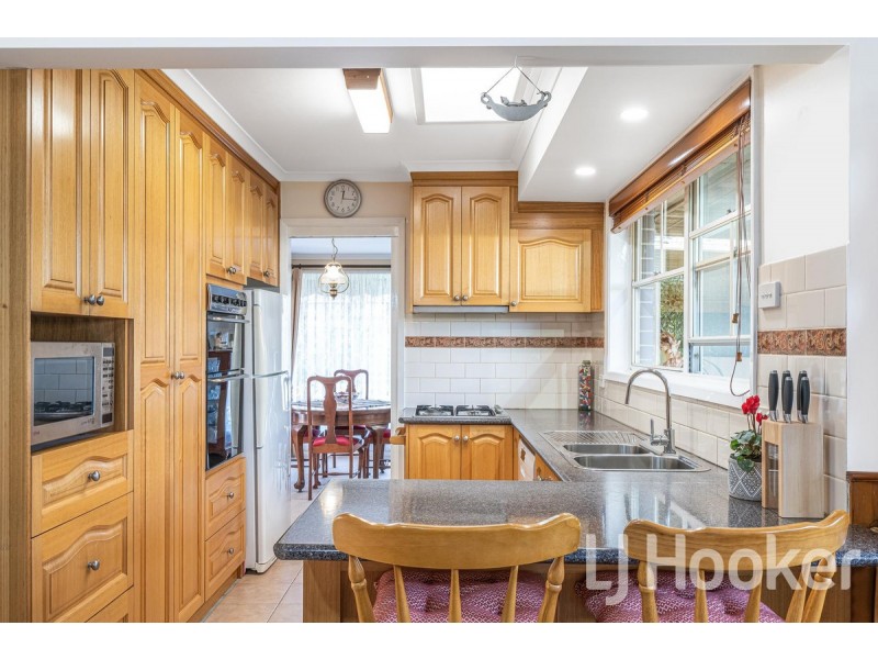 24 Warrenwood Avenue, Hoppers Crossing VIC 3029