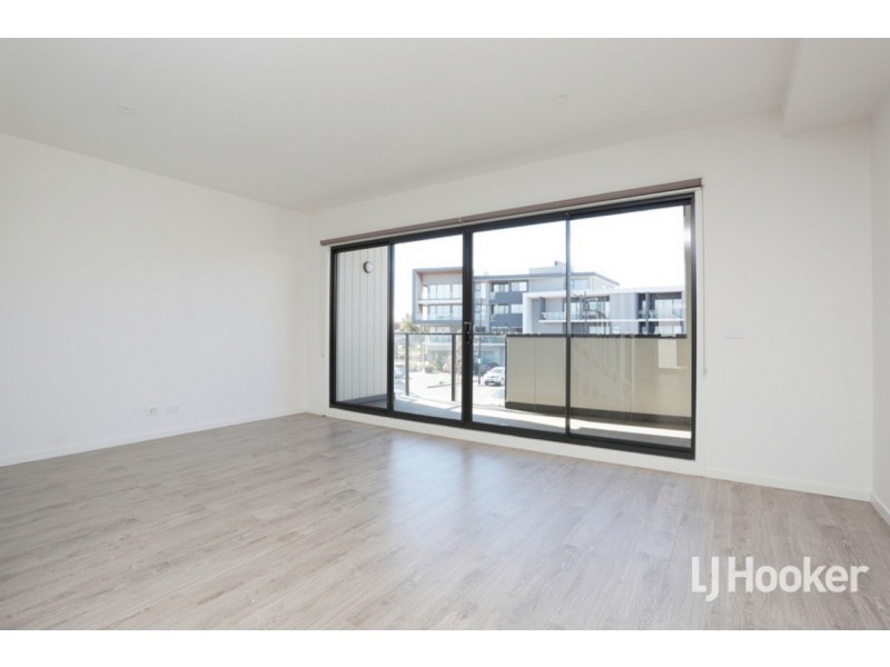 37 Tribeca Drive, Point Cook VIC 3030