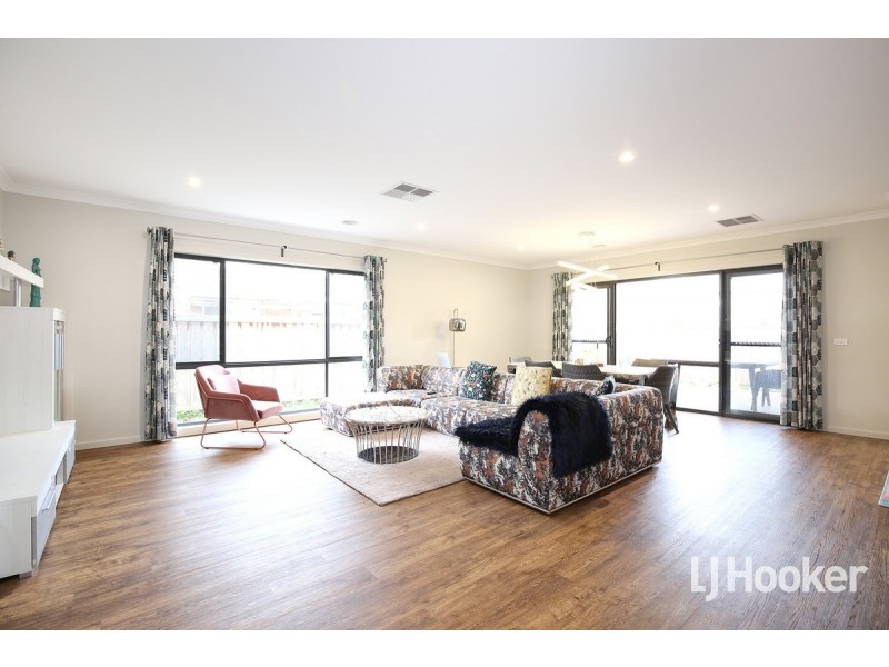 12 Grasso Avenue, Point Cook VIC 3030