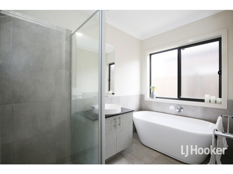 12 Grasso Avenue, Point Cook VIC 3030