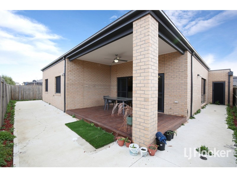 12 Grasso Avenue, Point Cook VIC 3030