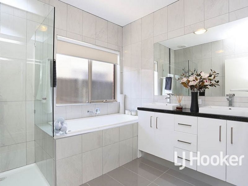 47 Bliss Street, Point Cook VIC 3030