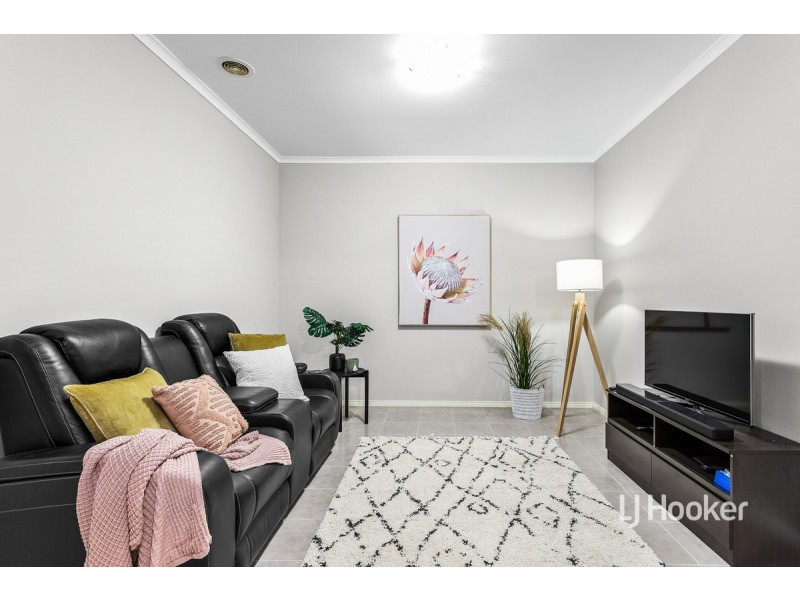 12 Halifax Court, Point Cook VIC 3030