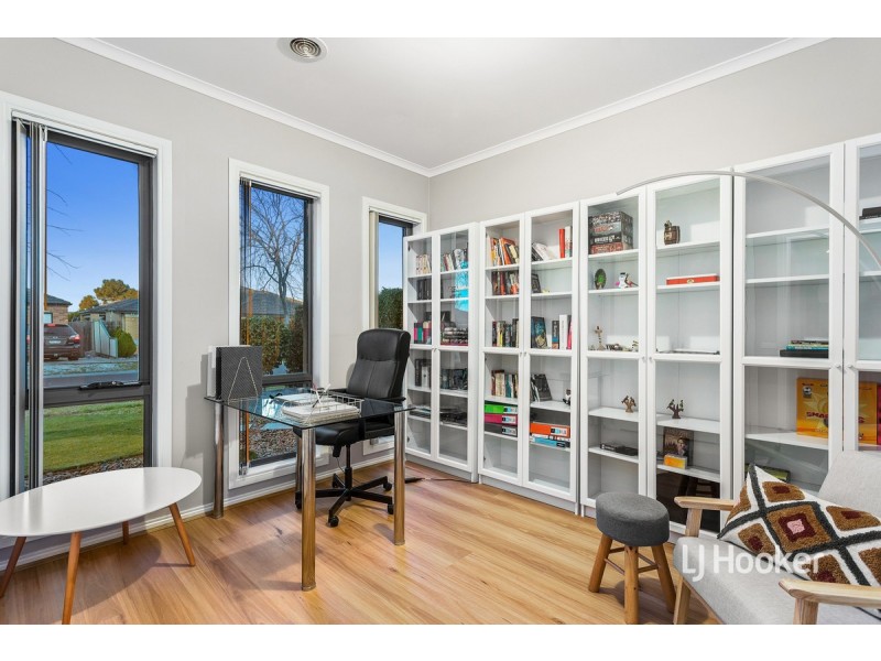 12 Halifax Court, Point Cook VIC 3030