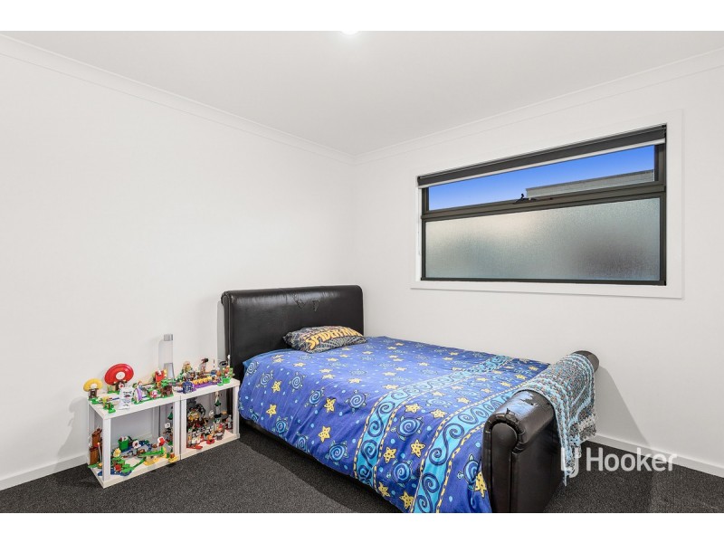 4 Tanino Road, Cranbourne West VIC 3977