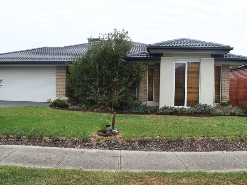 31 Yuruga Boulevard, Point Cook VIC 3030