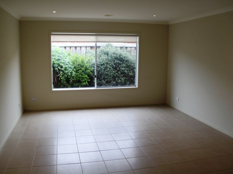31 Yuruga Boulevard, Point Cook VIC 3030