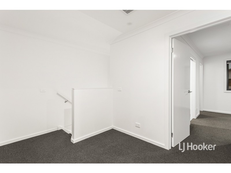 6/89 Henry Street, Pakenham VIC 3810