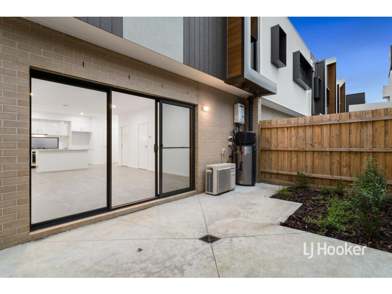 6/89 Henry Street, Pakenham VIC 3810